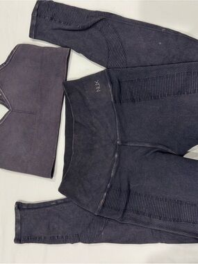 NUX Ribbed High-Waist Leggings and Matching Sports Bra - Charcoal